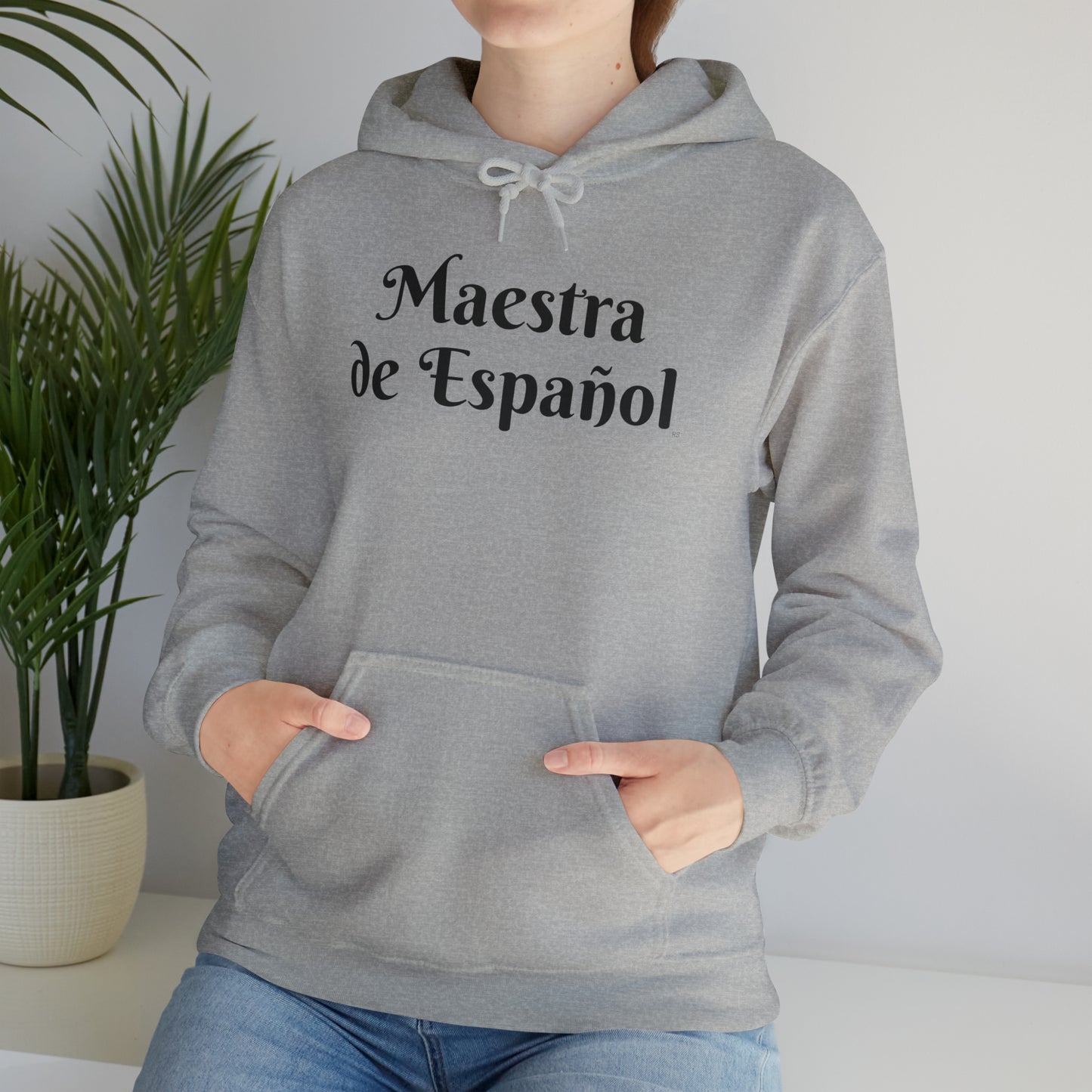 Maestra de Español -  Heavy Blend Hoodie